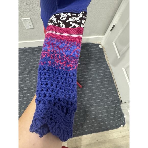 Free People Blue Thermal Knit Top w/ Crochet Knit Cuffs Long Sleeve - Picture 5 of 6